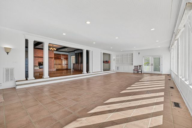 51 Timberlake Dr, Fayetteville, TN 37334