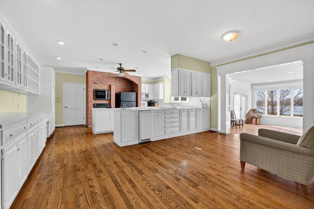 51 Timberlake Dr, Fayetteville, TN 37334