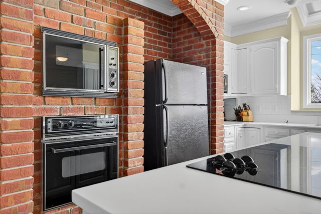 51 Timberlake Dr, Fayetteville, TN 37334