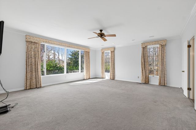 51 Timberlake Dr, Fayetteville, TN 37334