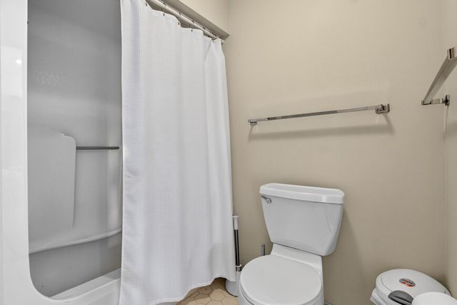 51 Timberlake Dr, Fayetteville, TN 37334