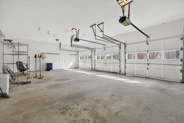 51 Timberlake Dr, Fayetteville, TN 37334