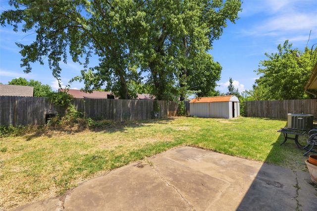1000 W Nashville Street, Broken Arrow, OK 74012