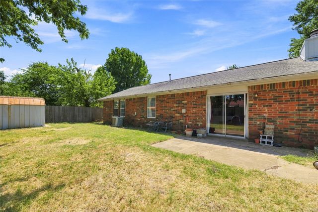 1000 W Nashville Street, Broken Arrow, OK 74012
