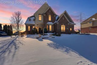 8844 Ridge Drive, Washington Township, MI 48095
