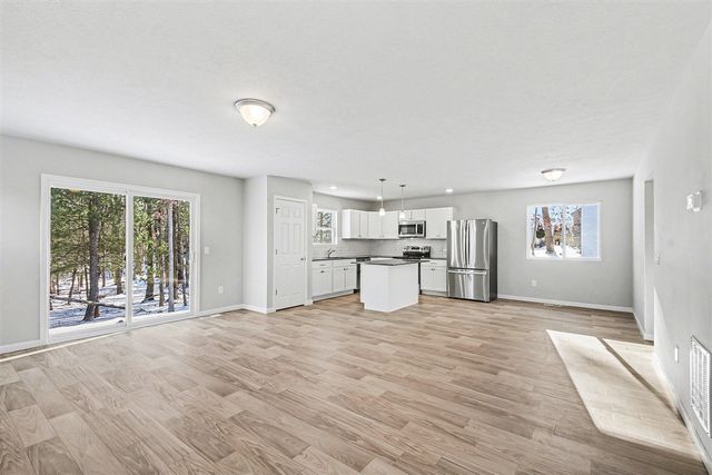 1204 Cedarwood Drive, Greenville, MI 48838