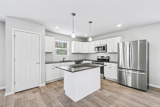 1204 Cedarwood Drive, Greenville, MI 48838