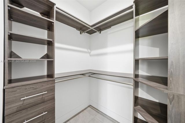 4356 NW 80th Ave, Doral, FL 33166