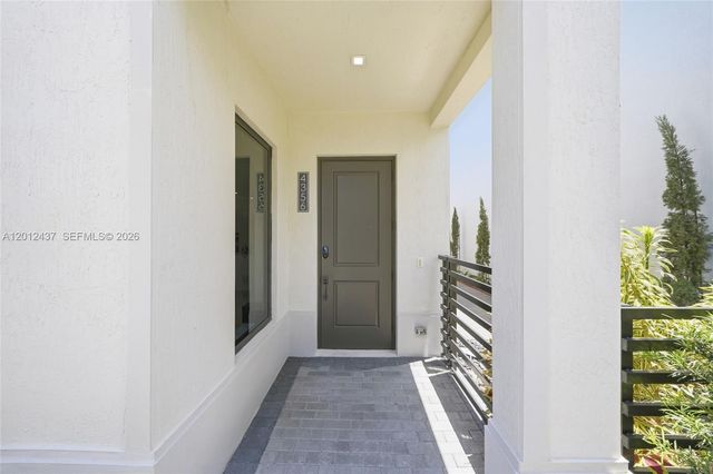 4356 NW 80th Ave, Doral, FL 33166