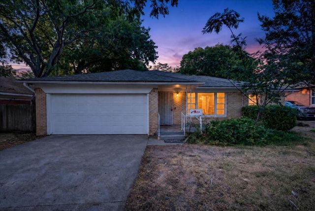 7433 Vallejo Drive, Dallas, TX 75227