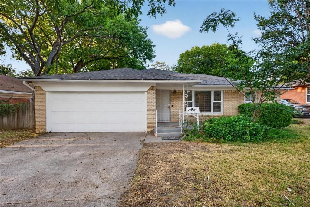 7433 Vallejo Drive, Dallas, TX 75227