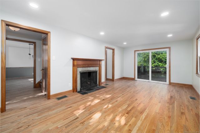 3 Grandview Court, Wallingford, CT 06492