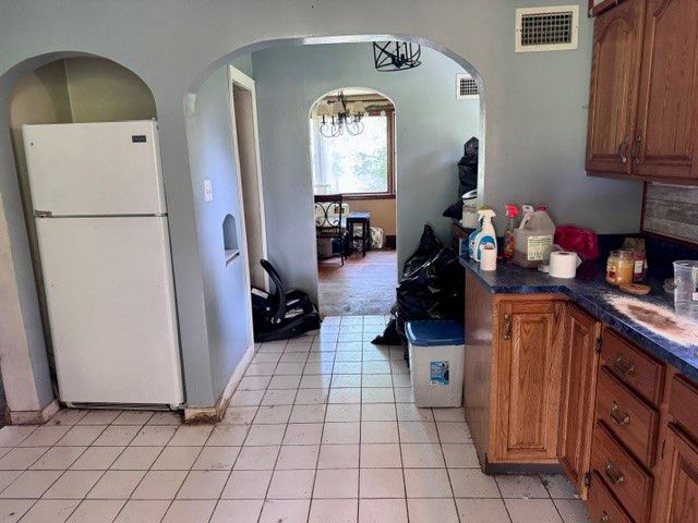 2704 Edith Dr, Lower Burrell, PA 15068
