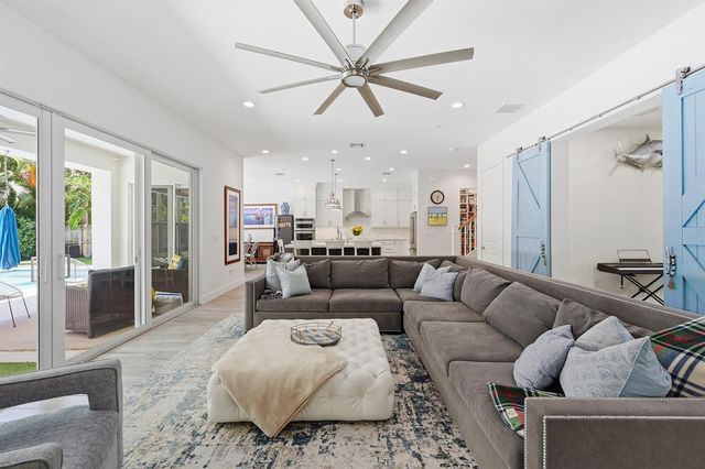 2840 NE 22nd Avenue, Lighthouse Point, FL 33064
