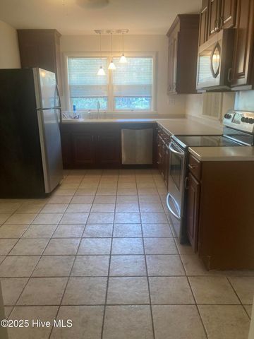 218 West Boulevard, Laurinburg, NC 28352