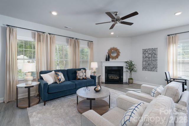 4085 Port Richmond Avenue 20, Gastonia, NC 28056