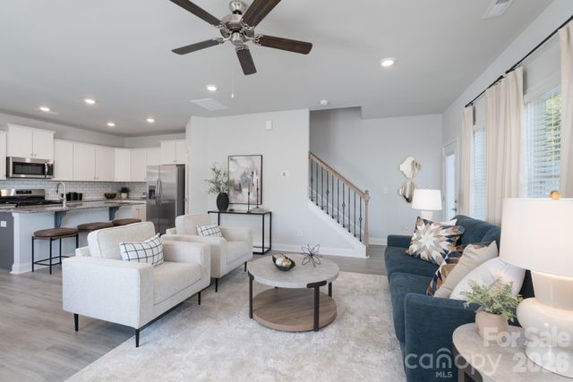 4085 Port Richmond Avenue 20, Gastonia, NC 28056