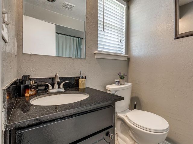 6742 N Meridian Avenue, Oklahoma City, OK 73116