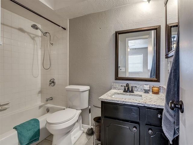 6742 N Meridian Avenue, Oklahoma City, OK 73116