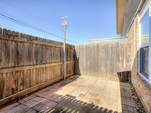 6742 N Meridian Avenue, Oklahoma City, OK 73116