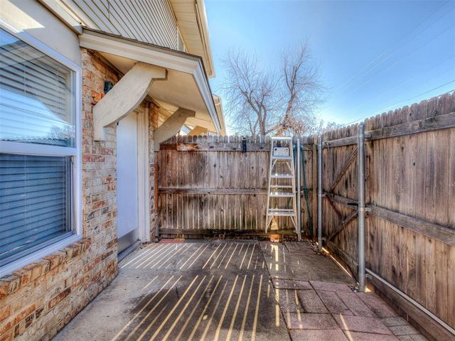 6742 N Meridian Avenue, Oklahoma City, OK 73116