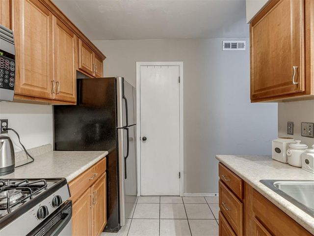 6742 N Meridian Avenue, Oklahoma City, OK 73116