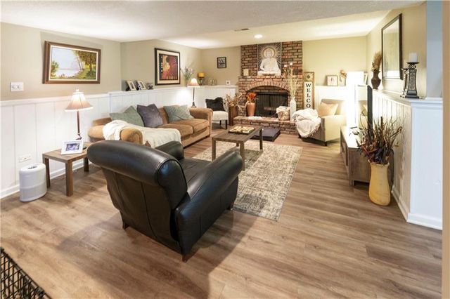 1802 S Arrowhead Drive, Olathe, KS 66062