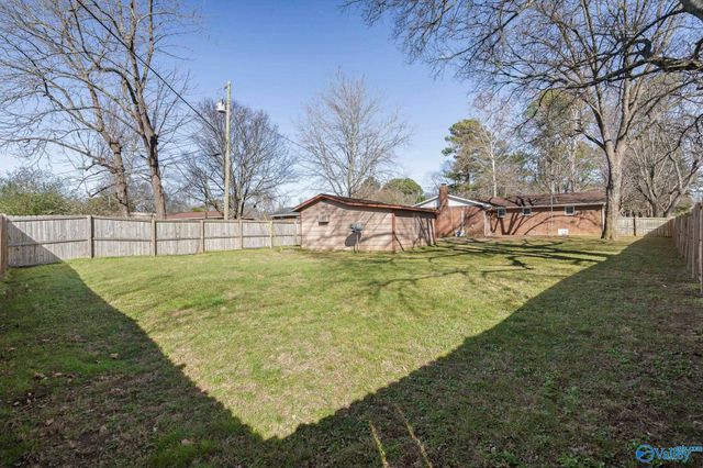 101 Sunset Drive, Athens, AL 35611