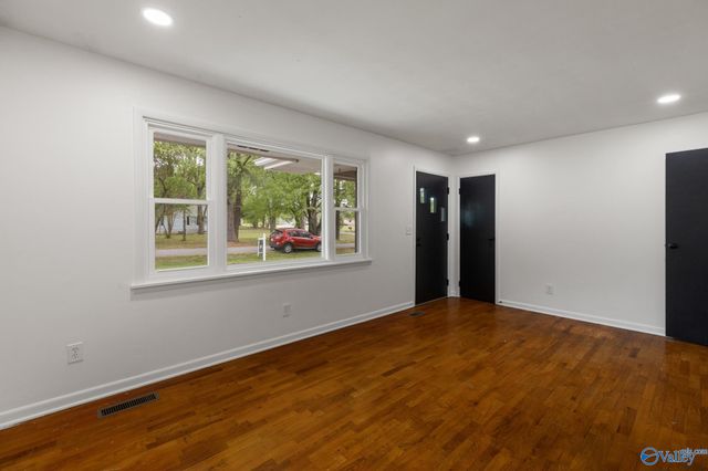 101 Sunset Drive, Athens, AL 35611