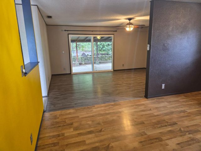 8636 La Paenda Way, Orangevale, CA 95662