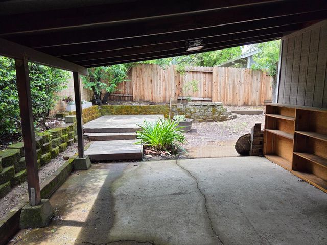 8636 La Paenda Way, Orangevale, CA 95662