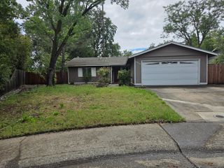 8636 La Paenda Way, Orangevale, CA 95662