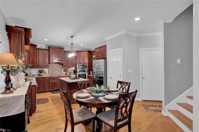 305 Chaptico RN, Yorktown, VA 23693