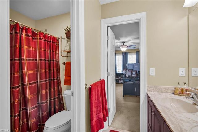 305 Chaptico RN, Yorktown, VA 23693