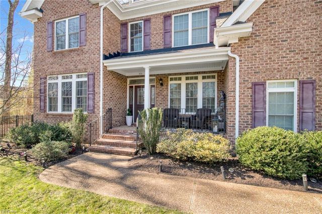 305 Chaptico RN, Yorktown, VA 23693