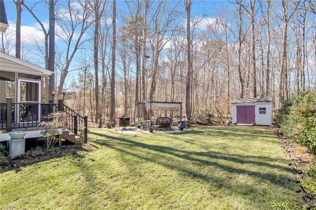 305 Chaptico RN, Yorktown, VA 23693