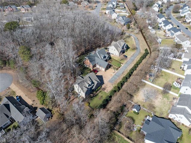 305 Chaptico RN, Yorktown, VA 23693