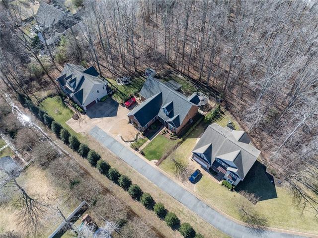 305 Chaptico RN, Yorktown, VA 23693