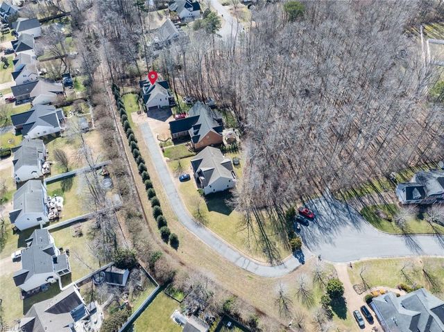 305 Chaptico RN, Yorktown, VA 23693