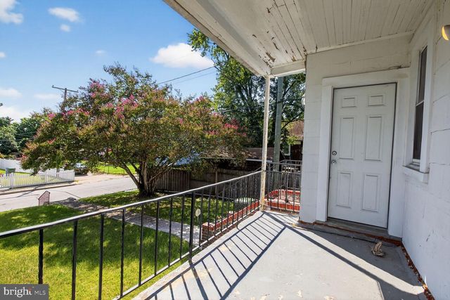 2600 ROSELAWN AVE, Baltimore, MD 21214