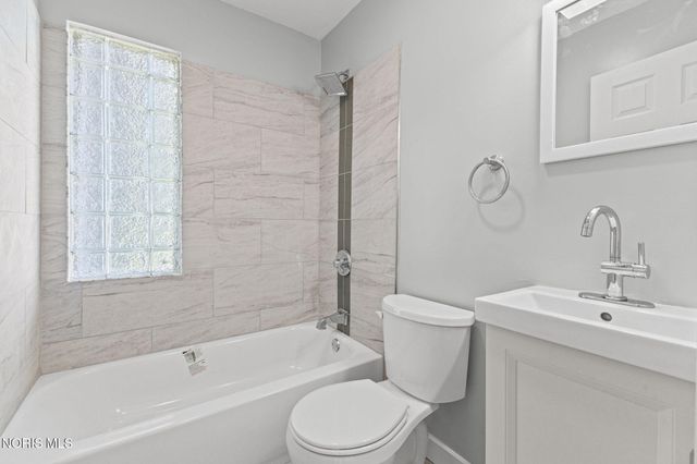 219 W Crawford Avenue, Toledo, OH 43612