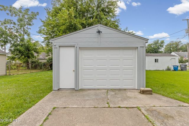 219 W Crawford Avenue, Toledo, OH 43612