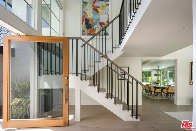 2536 Pesquera Drive, Los Angeles, CA 90049