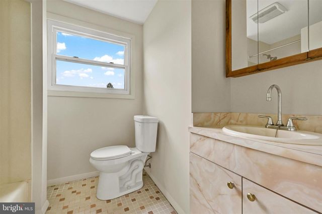 5902 HARFORD AVE, Gwynn Oak, MD 21207