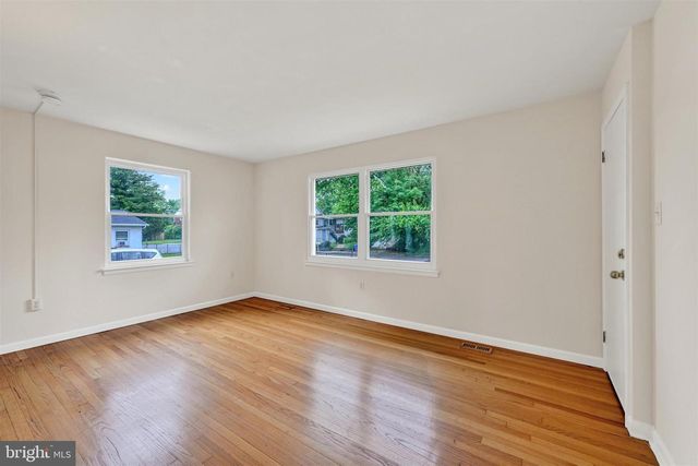 5902 HARFORD AVE, Gwynn Oak, MD 21207