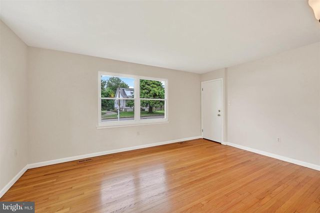 5902 HARFORD AVE, Gwynn Oak, MD 21207