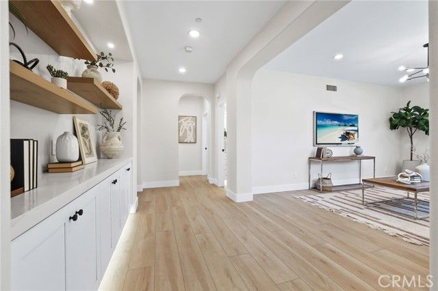 41 Long View Road, Laguna Hills, CA 92679