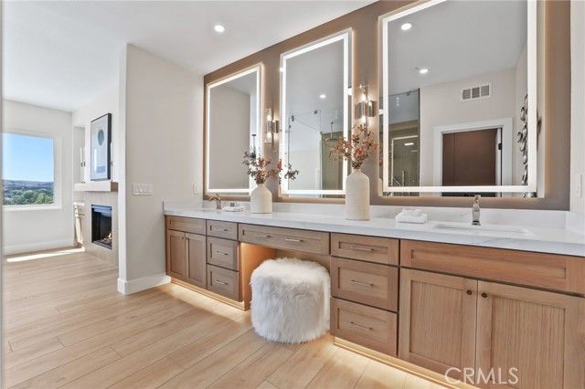 41 Long View Road, Laguna Hills, CA 92679