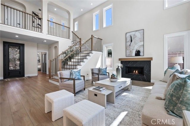 41 Long View Road, Laguna Hills, CA 92679