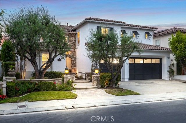 41 Long View Road, Laguna Hills, CA 92679